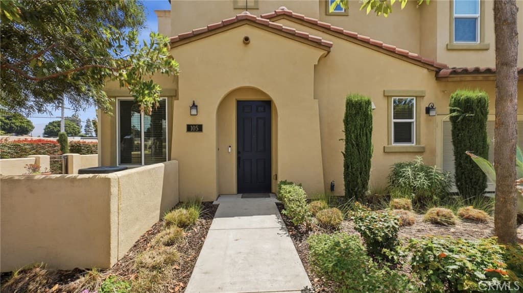 5661 Mcculloch 105