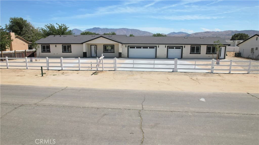 9506 East Avenue T-14