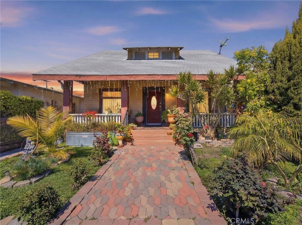 123 E 65th Street