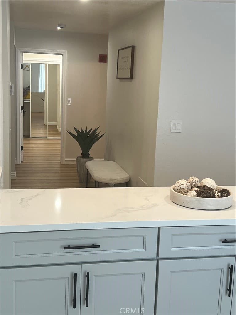 15150 Dickens Ave 203