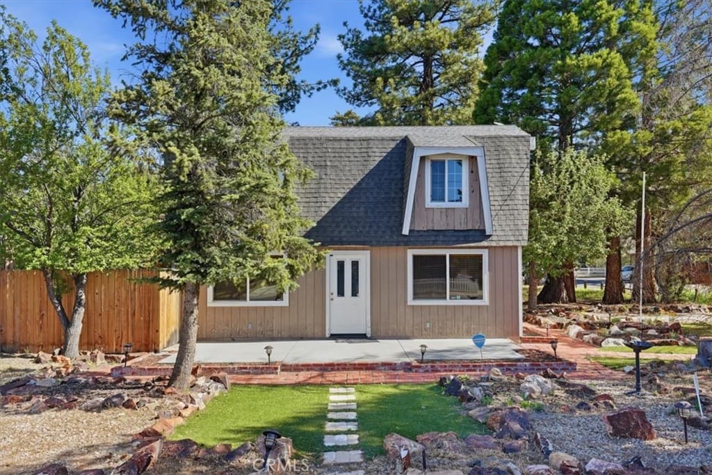 1081 Gold Mountain Drive
