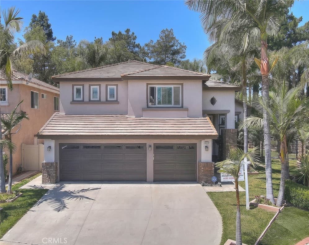 4325 Torrey Pines