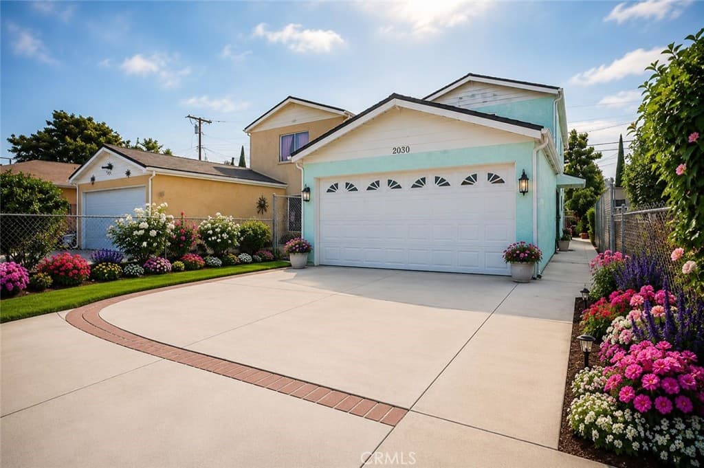 2030 E Wayside