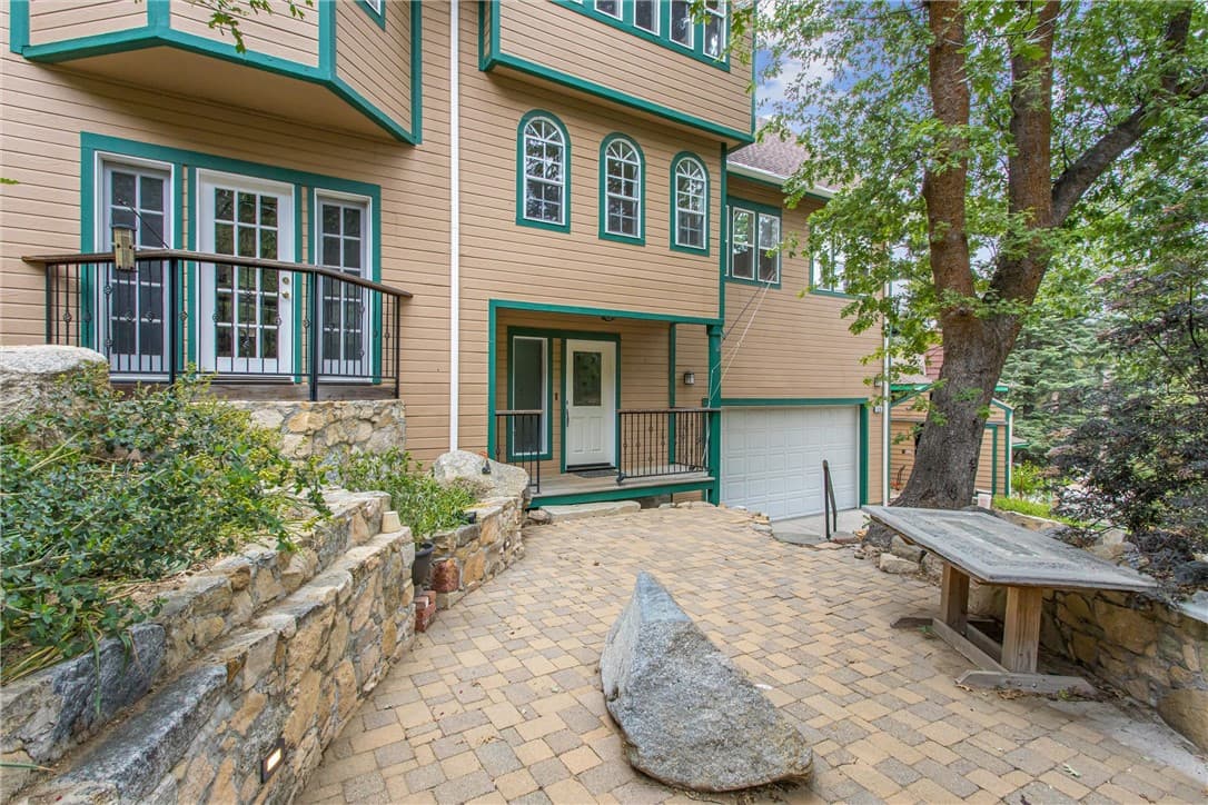 6130 Spruce