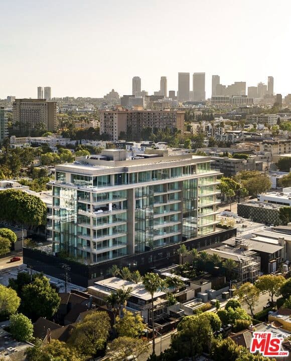 8899 Beverly Boulevard 4G