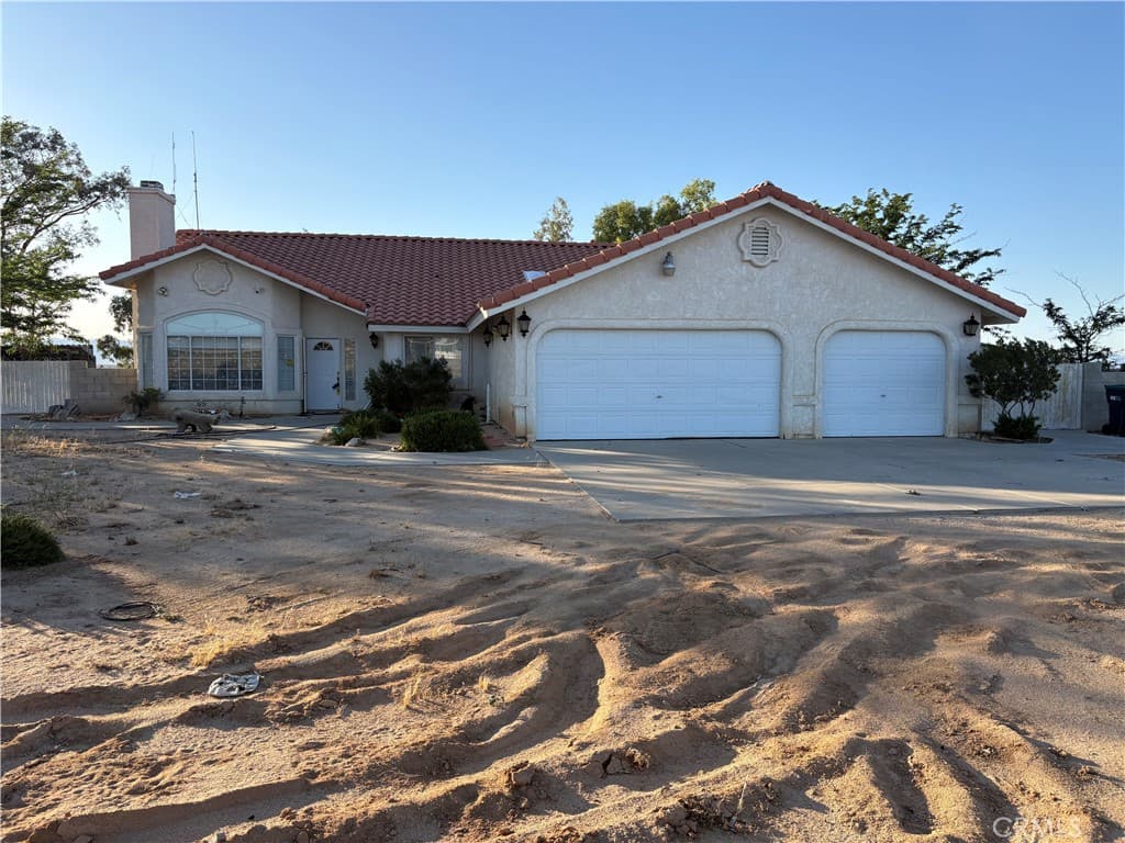 17157 Hacienda