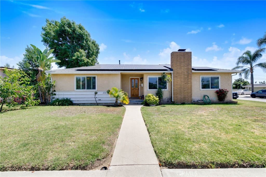 1606 E Rowland Avenue