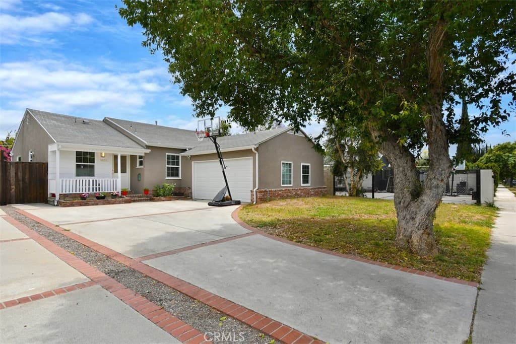 5836 Norwich Ave.