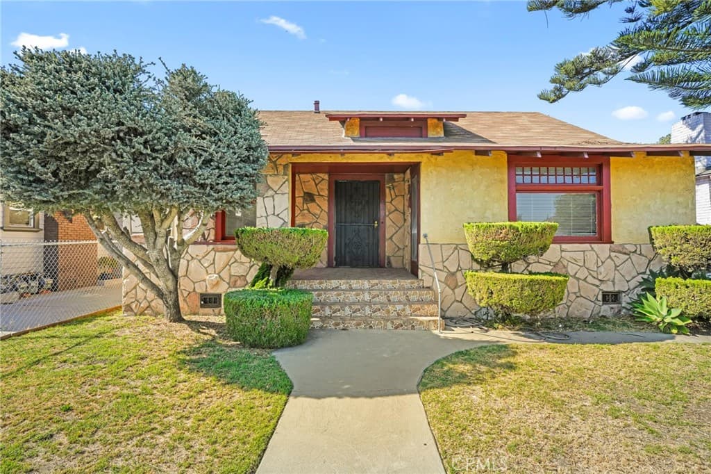 1037 W 46th Street