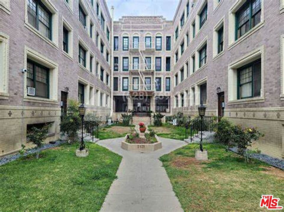 2121 James M Wood Boulevard 409