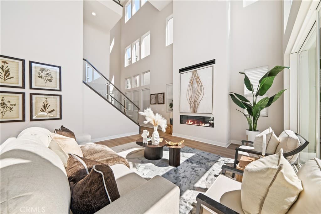 1135 poppy Court