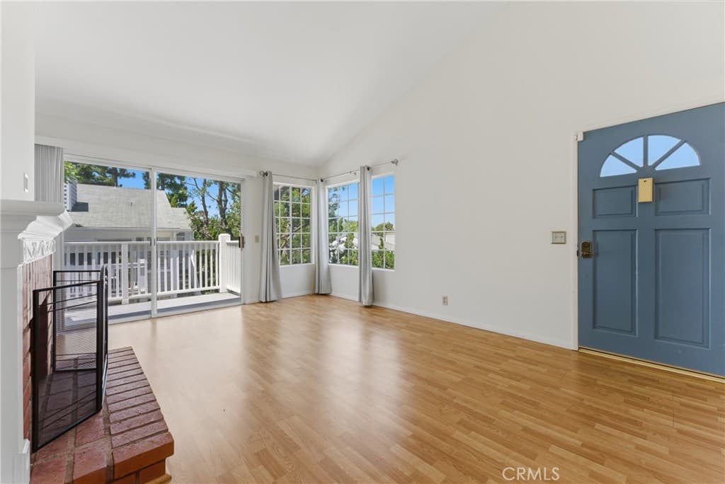 1326 W Park Western 206