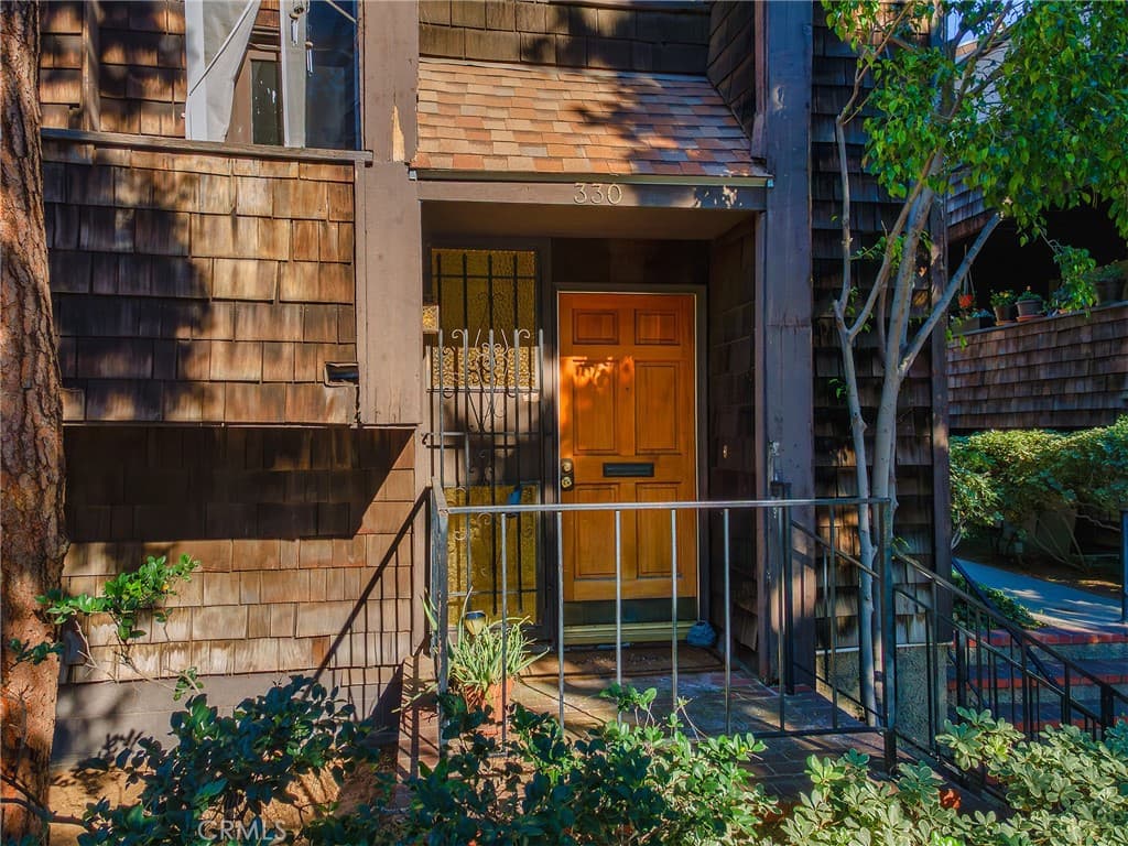 330 N 5th Street