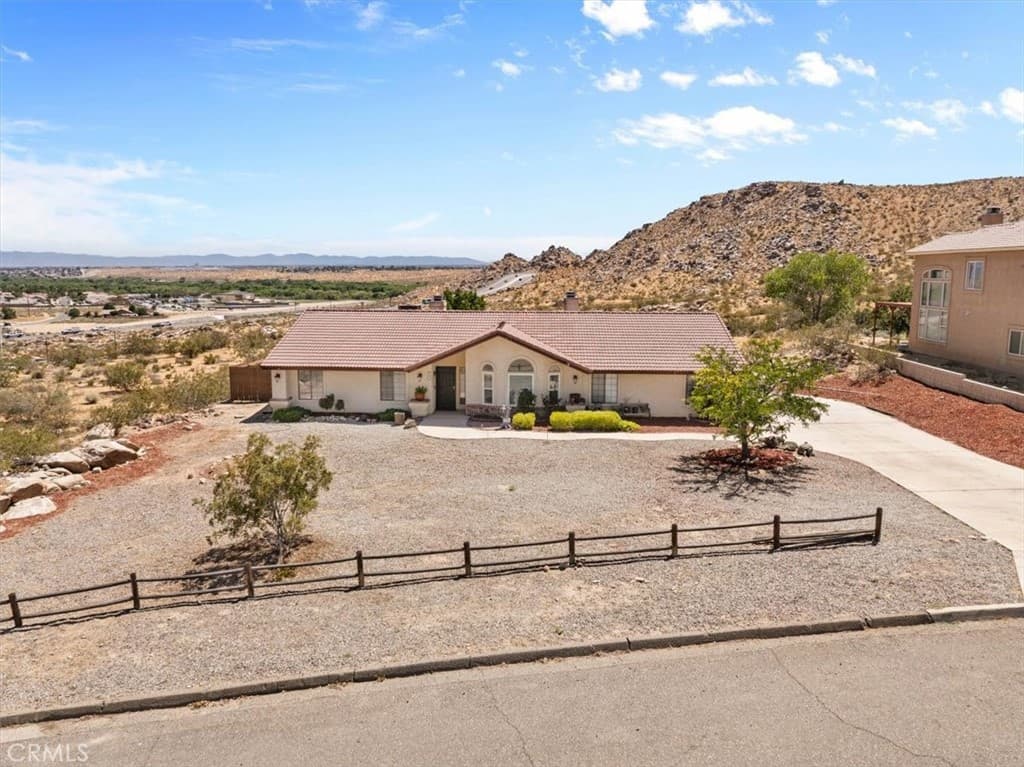 15984 Tinta Road