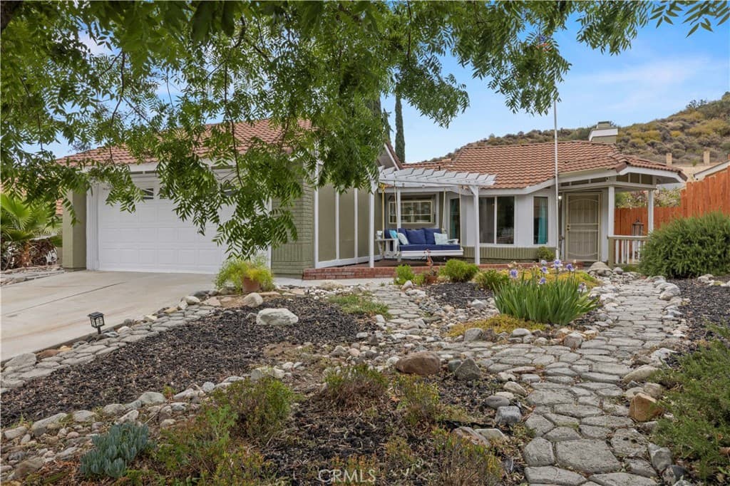 15236 Poppy Meadow