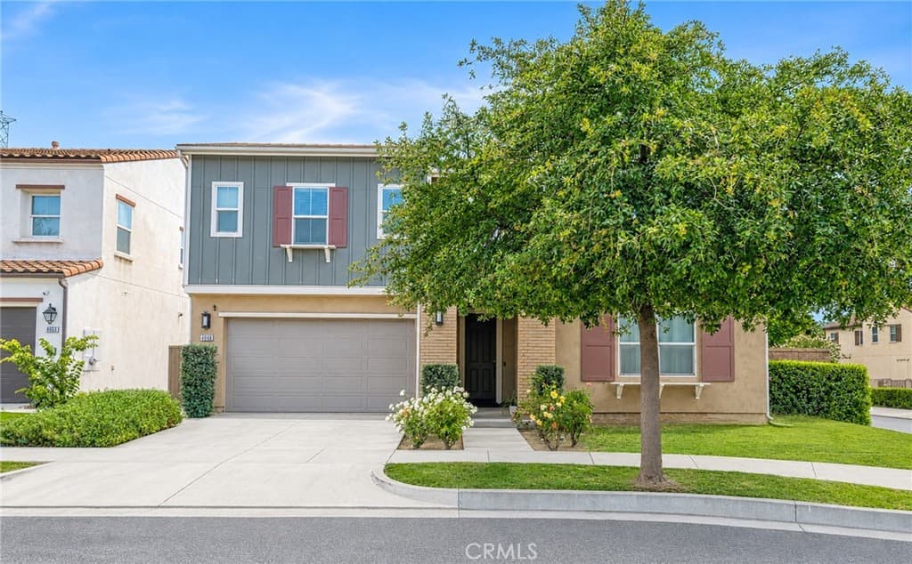 4048 E Groveland