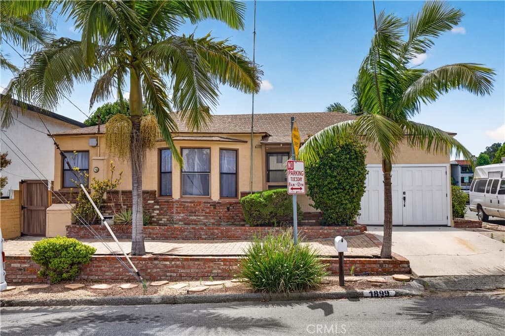 1899 Gladys Avenue