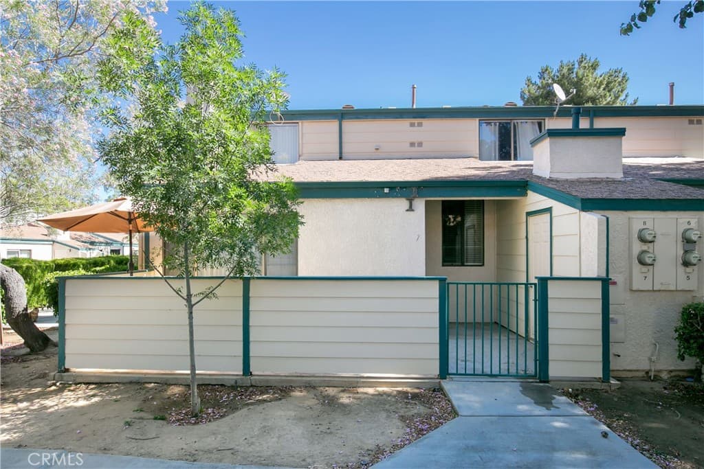 44514 15th E7