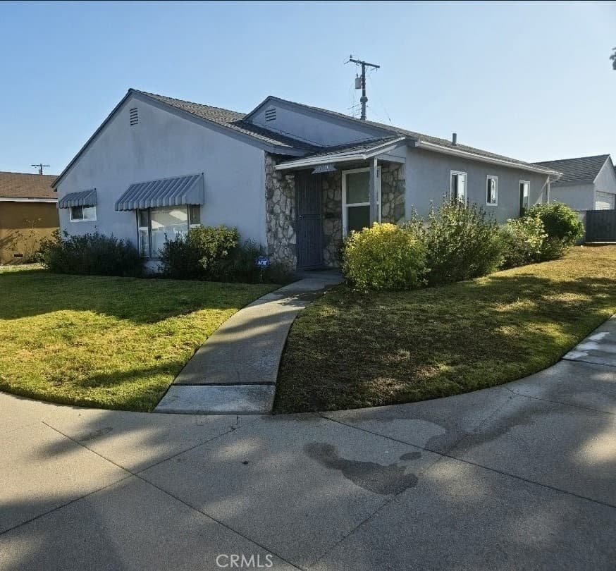 13903 S Zamora
