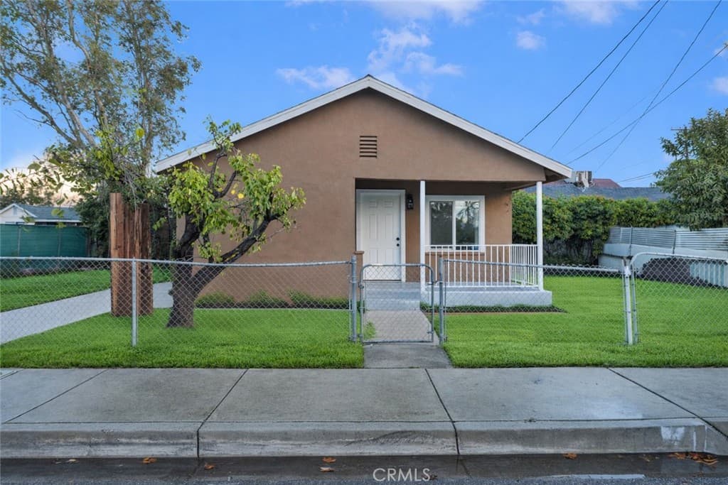 659 S 7th Street