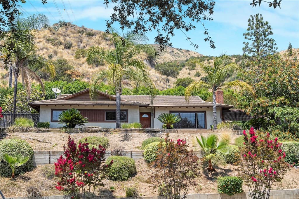 2851 Brookridge
