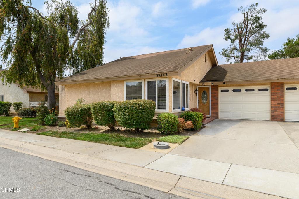 28143 Village 28