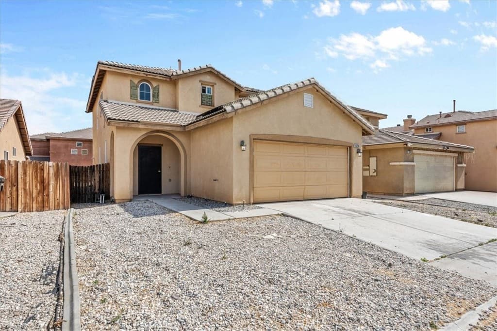 13736 Sunshine Terrace