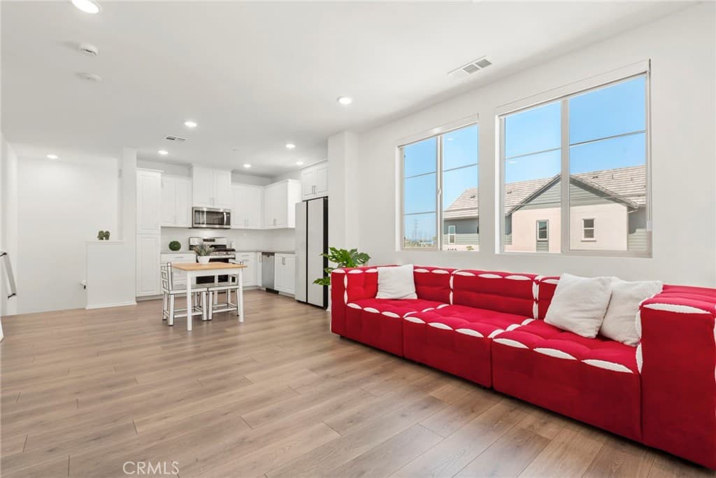 4102 S Limecrest Paseo 1