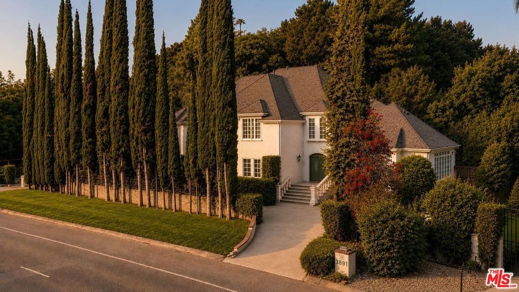 3891 Sepulveda Boulevard