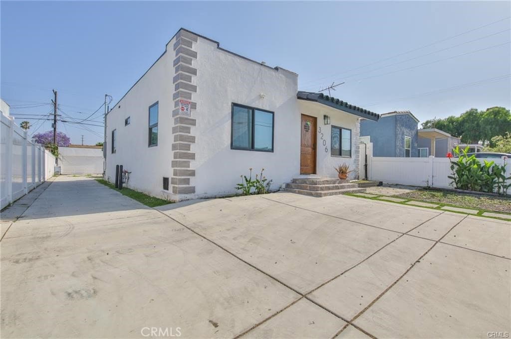 3206 W 59th Street
