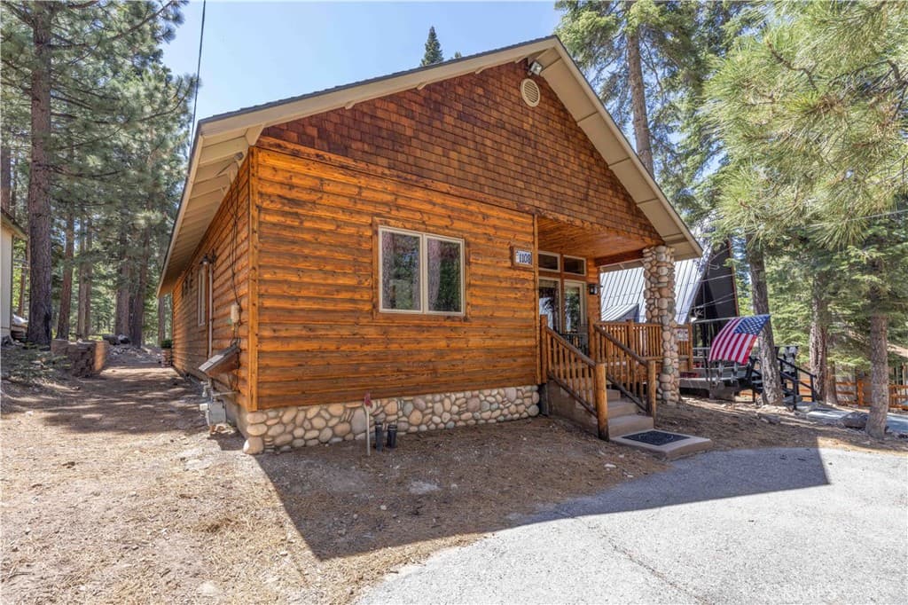 1108 Sylvan Glen