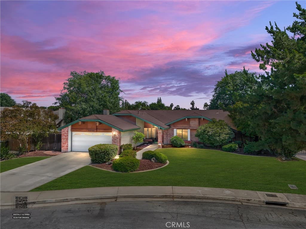 7204 Lacoste Lane