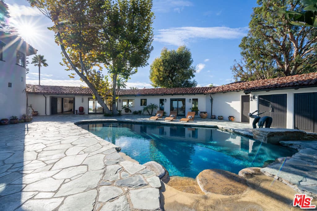 21607 Rambla Vista Drive