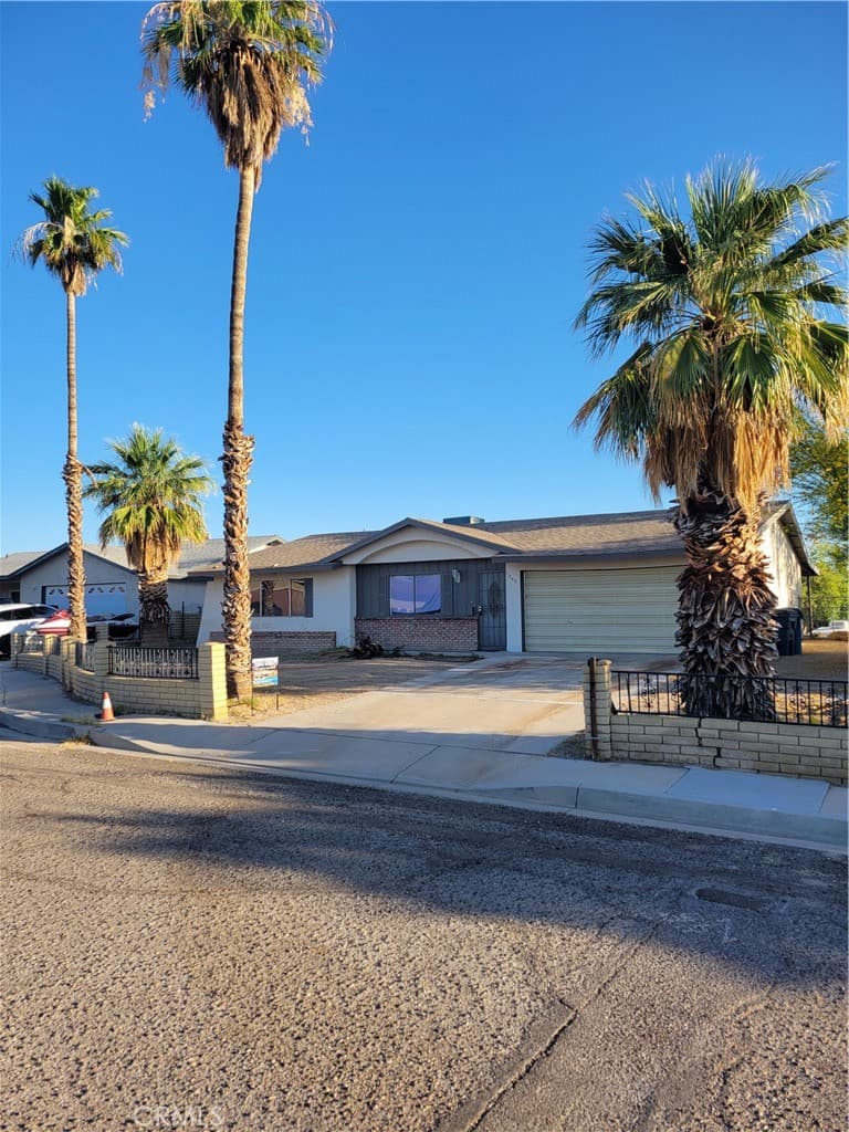 1340 Larchwood