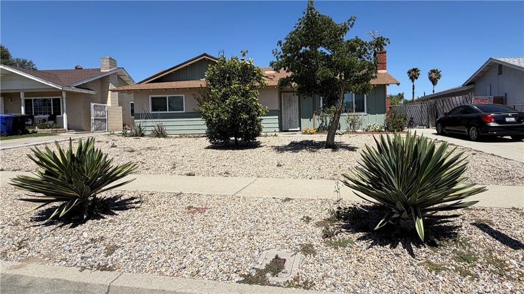 8549 Sierra Madre