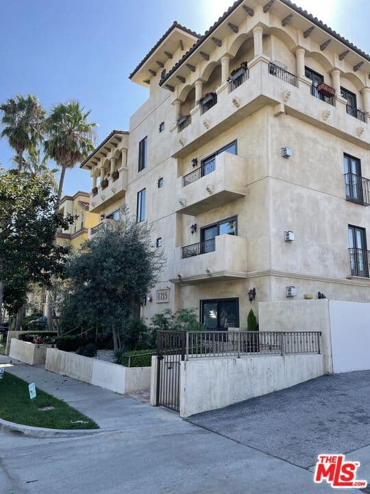 1215 Armacost Avenue 102