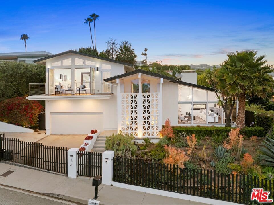 2110 Westridge Road