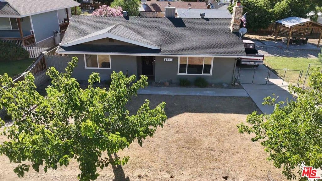 4513 Pine Lane