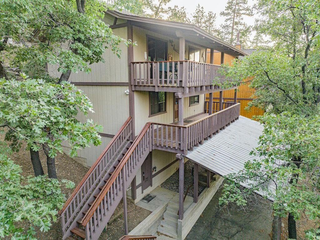 1217 Minton Drive