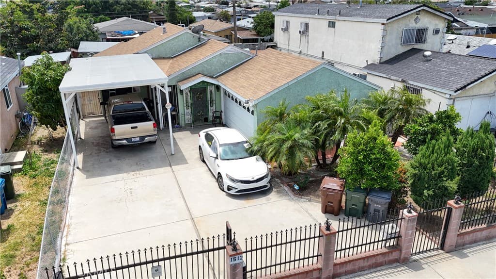 1512 W 153rd