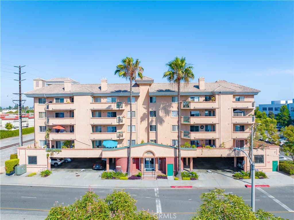 11410 Brookshire Avenue 325