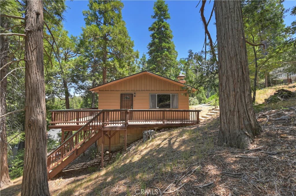 28976 Alder Terrace