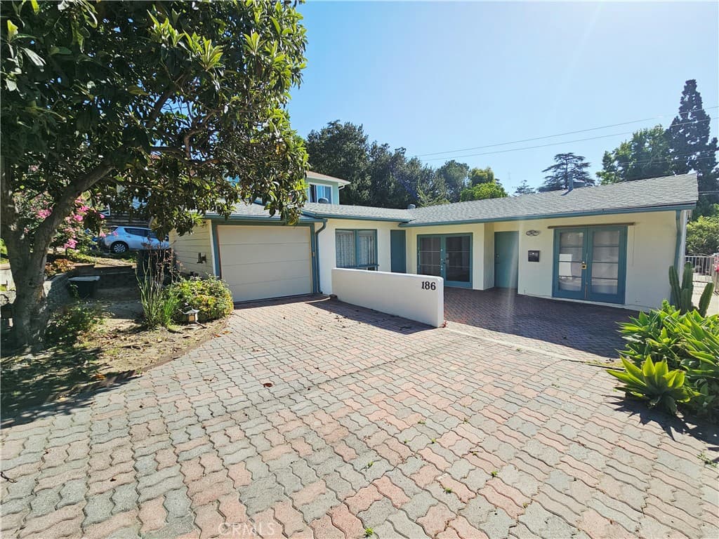 186 5th Avenue