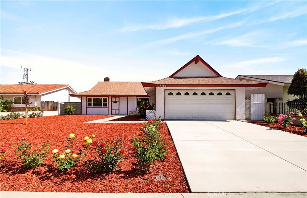 3341 E Calle Baja