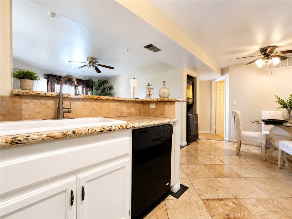 11410 Brookshire 212