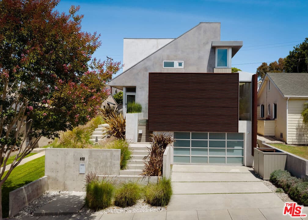628 Penn Street