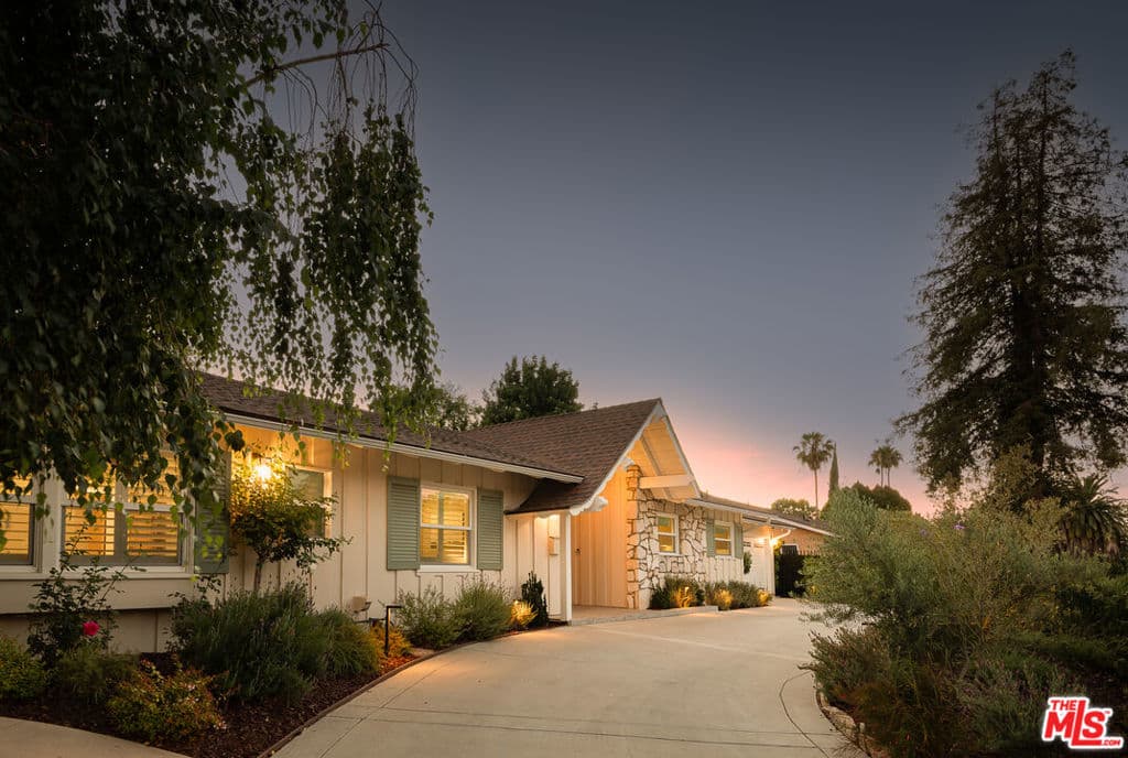 4731 Deseret Drive