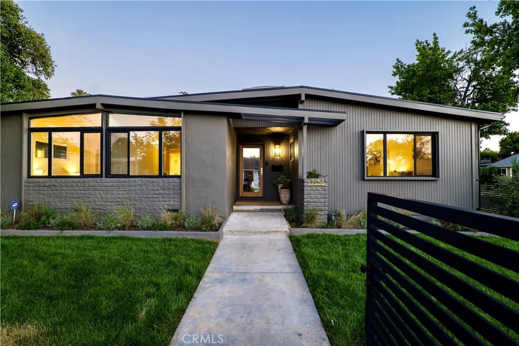 17156 Bullock
