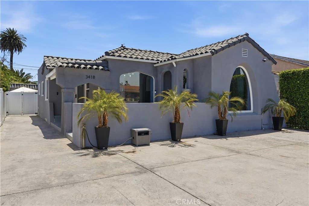 3418 W 75th Street