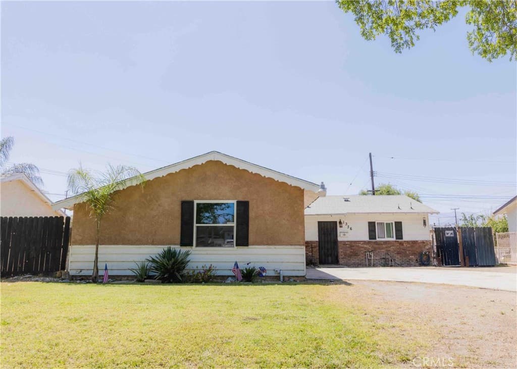 1336 Arizona